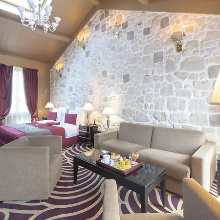 Hotel Du Beaumont 4*