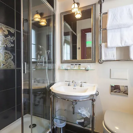 Du Beaumont Hotel Paris