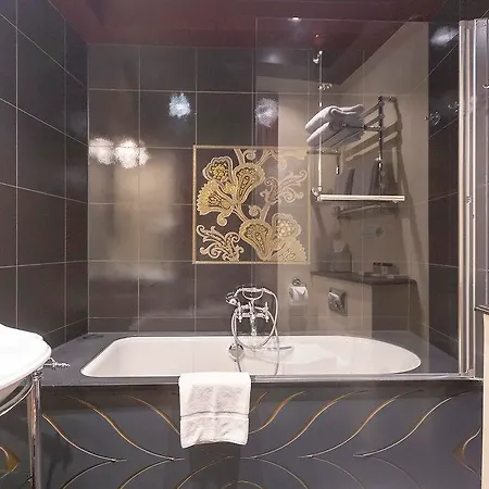 Du Beaumont Hotel Paris