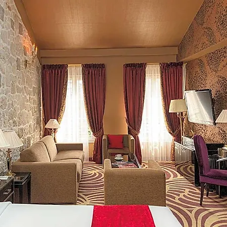 Hotel Du Beaumont 4*