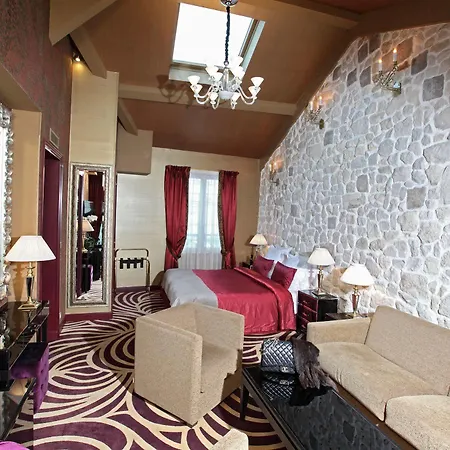 Du Beaumont Hotel 4*