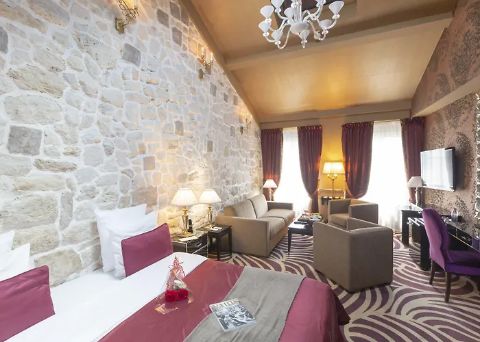 Du Beaumont Hotel 4*